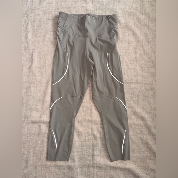 lululemon athletica Pants - Lululemon size 8